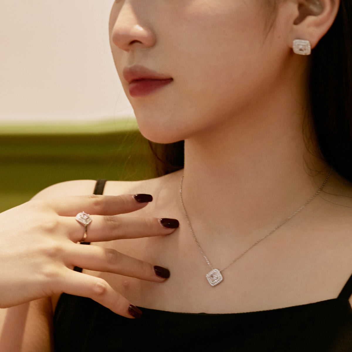 [Everoly JW]Sparkling Asscher Cut Necklace