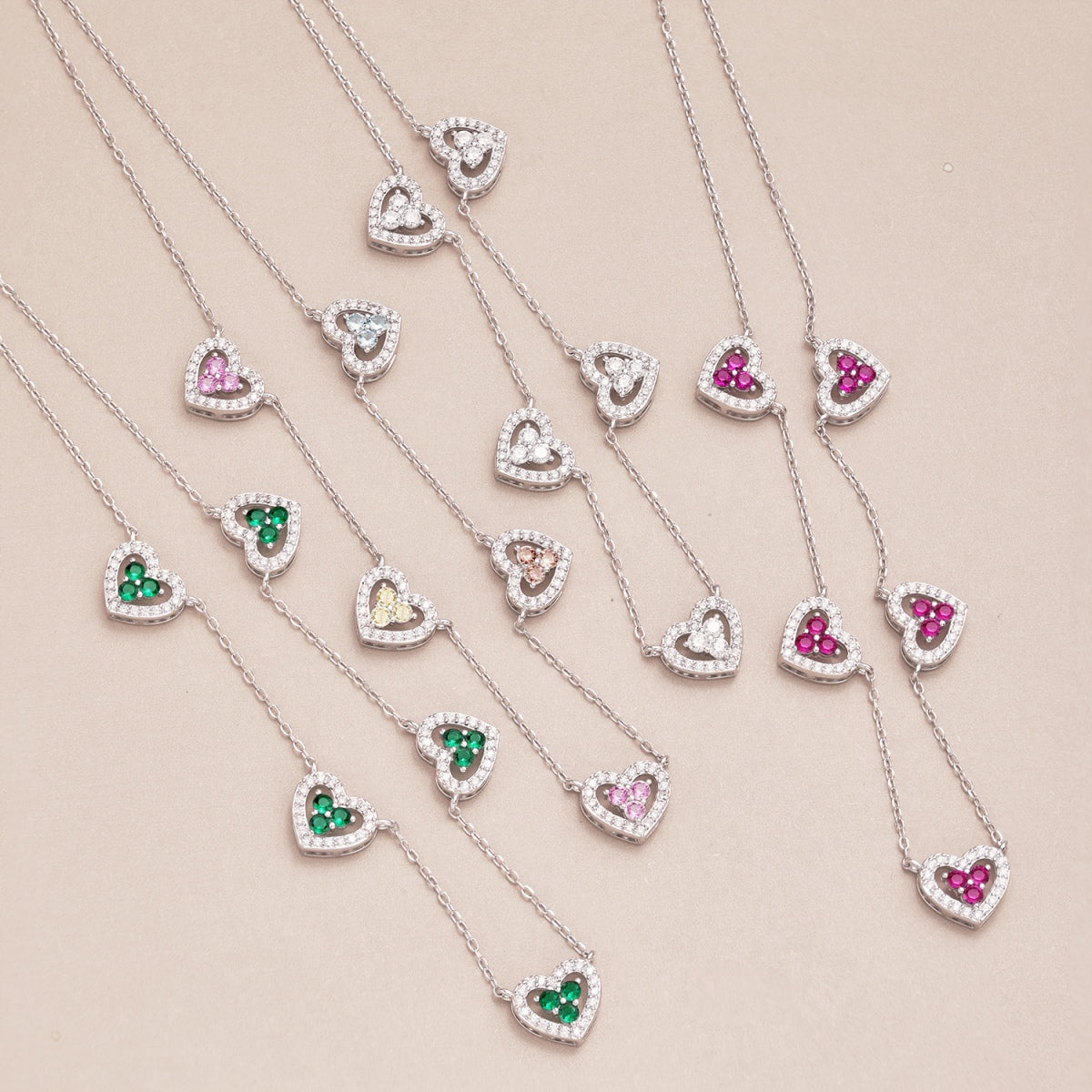 [Everoly JW]Sparkling Five Heart Necklace