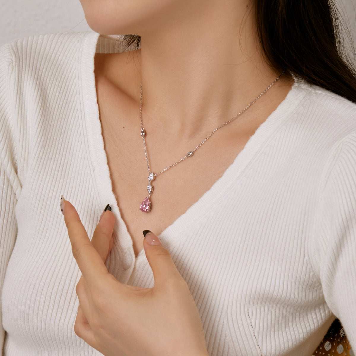 [Everoly JW]Dazzling Pear Cut Necklace