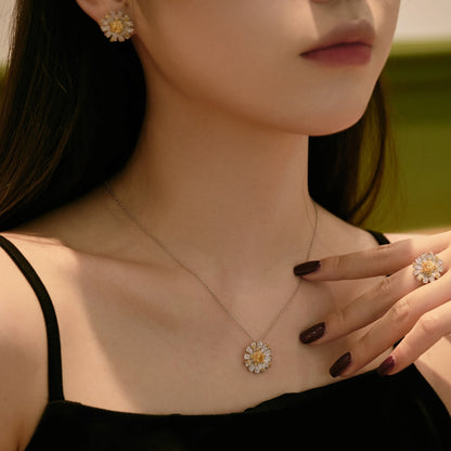 [Everoly JW]Exquisite Daisy Necklace
