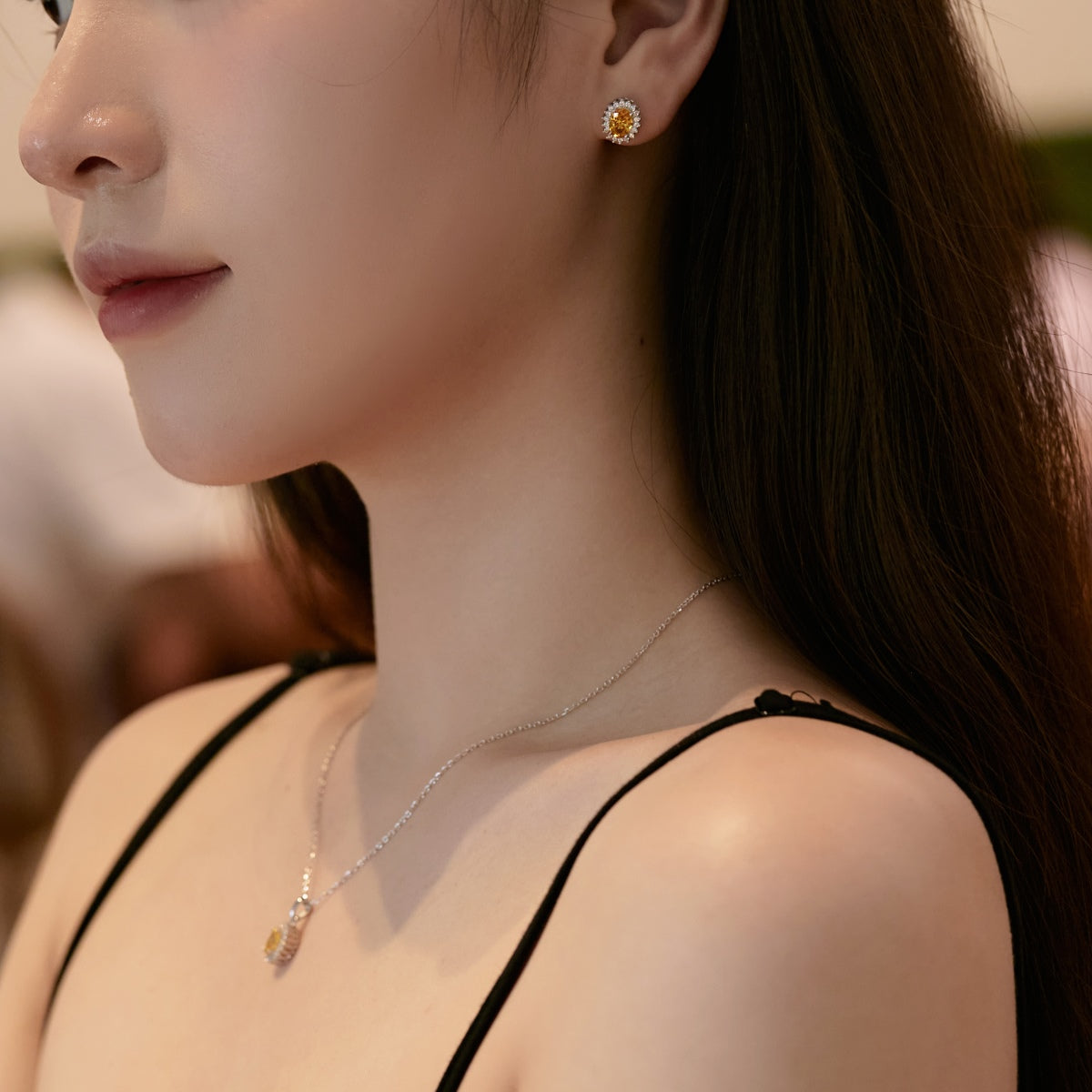 [Everoly JW]Delicate Radiant Oval Cut Daily Earrings