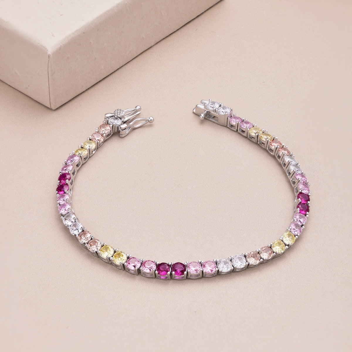 [Everoly JW]Radiant Colorful Round Cut Tennis Bracelet