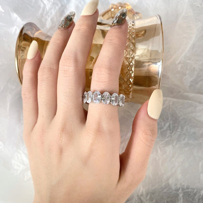 [Everoly JW]Dainty Elongated Cushion Cut Tennis Ring