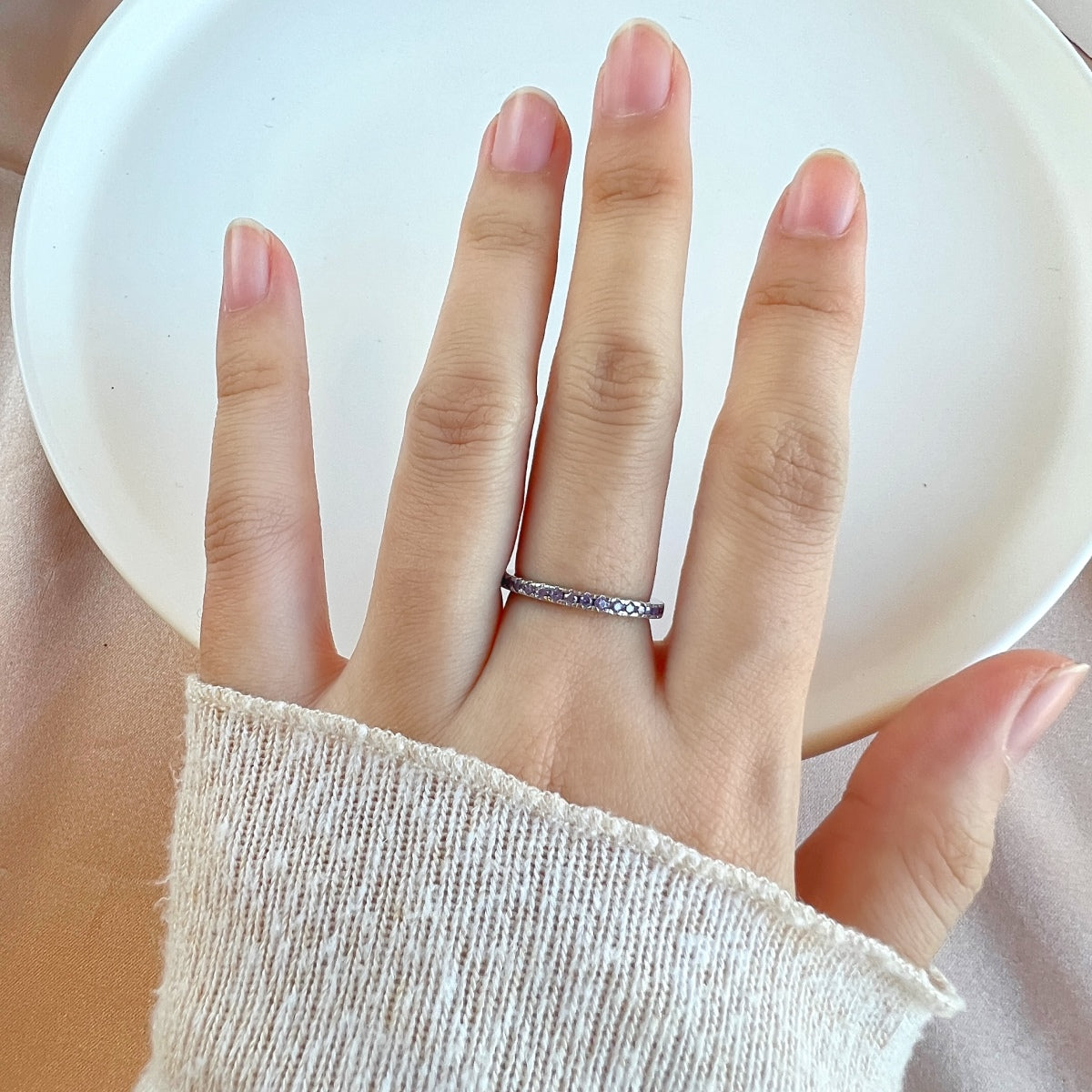[Everoly JW]Delicate Sparkling Round Cut Daily Ring