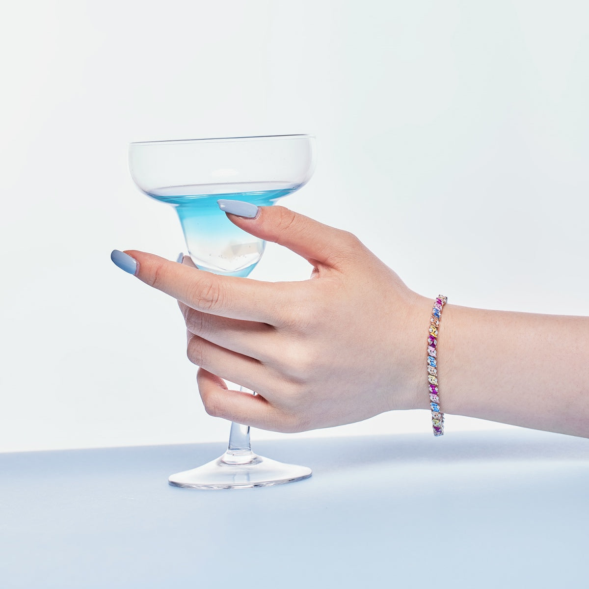 [Everoly JW]Ornate Sparkling Multi Cut Party Bracelet