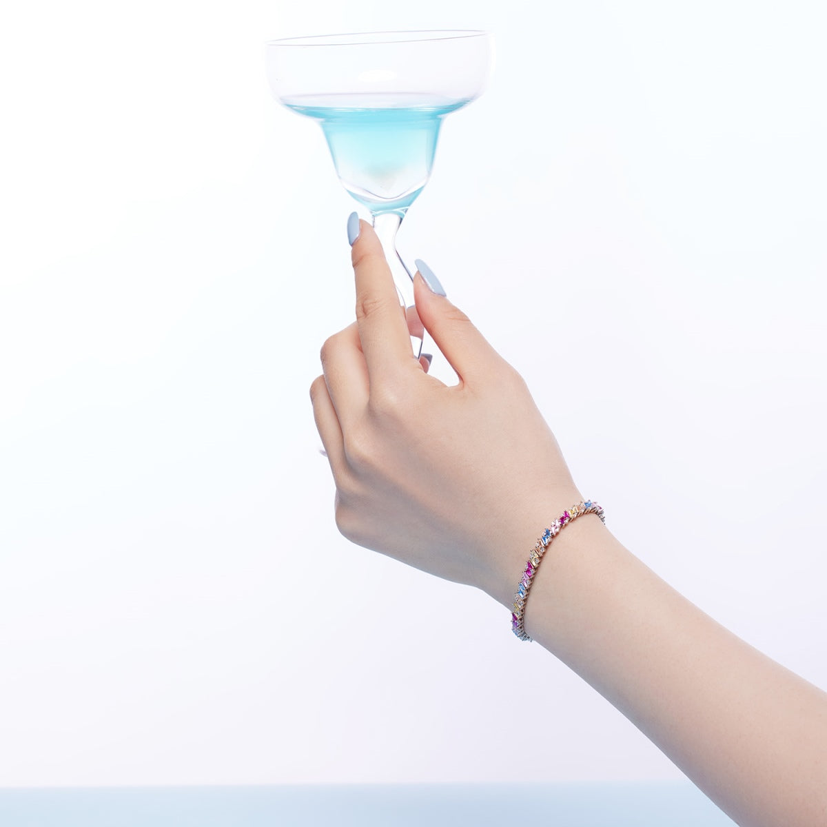 [Everoly JW]Ornate Sparkling Multi Cut Party Bracelet