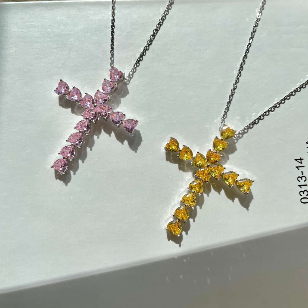 [Everoly JW]Radiant Cross Shape Necklace