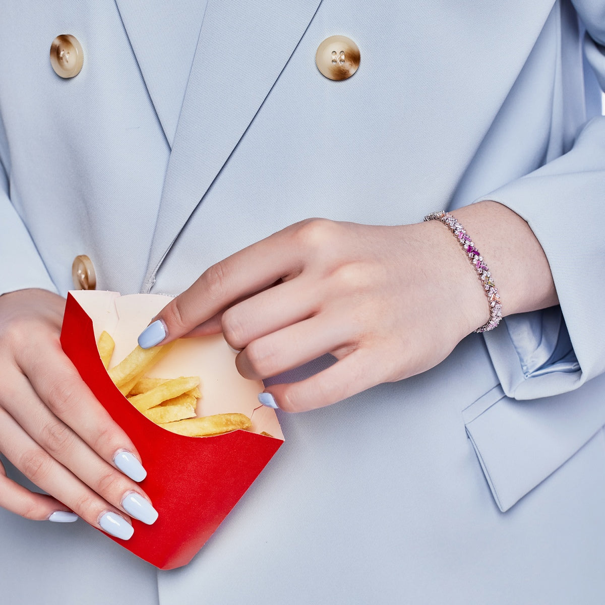 [Everoly JW]Dazzling Unique Multi Shape Daily Bracelet