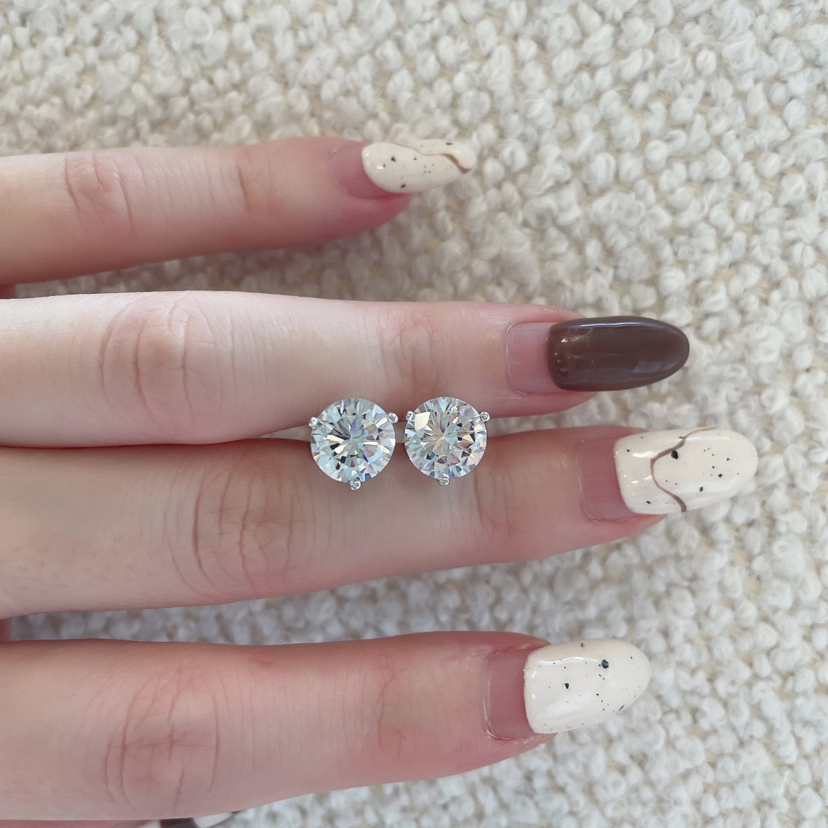 [Everoly JW]Dainty Round Shape Earrings