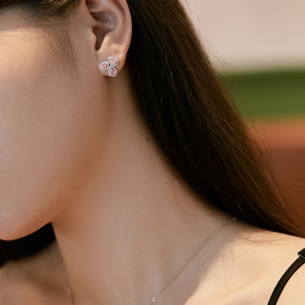 [Everoly JW]Ornate Flower Shape Pear Cut Lover Earrings