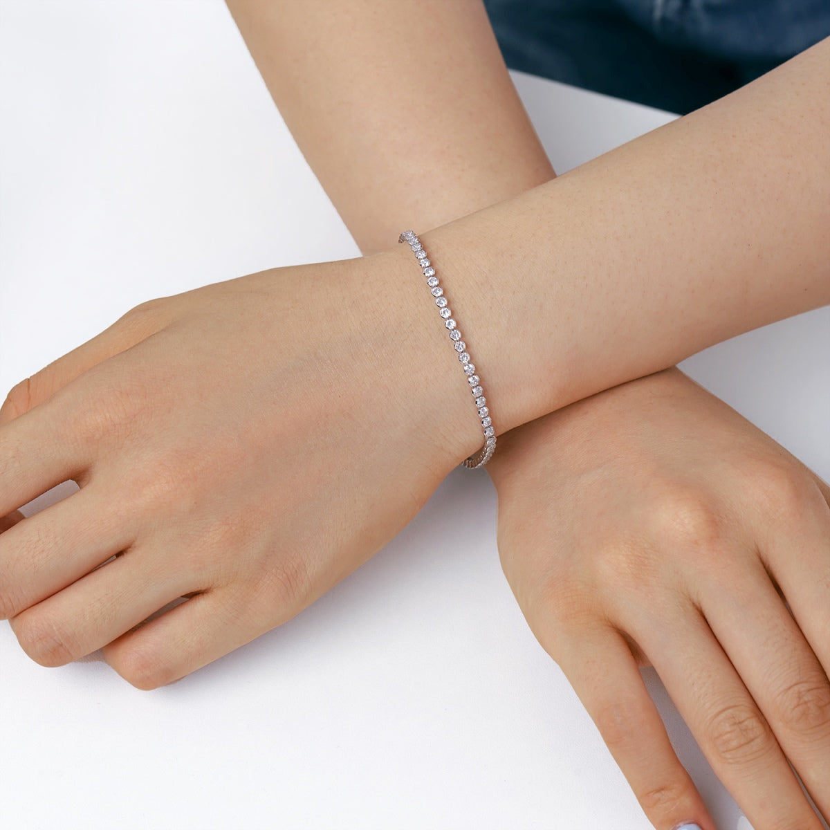 [Everoly JW]Dazzling Sparkling Round Cut Daily Bracelet