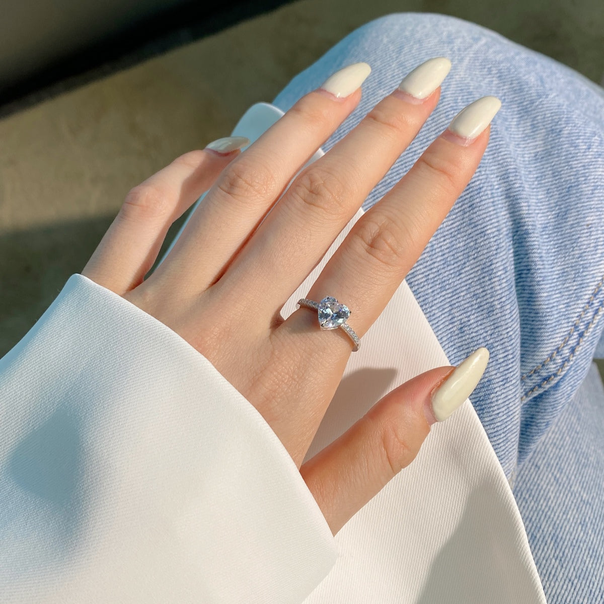 [Everoly JW]2.0 Carat Dazzling Lustrous Heart Cut Lover Ring