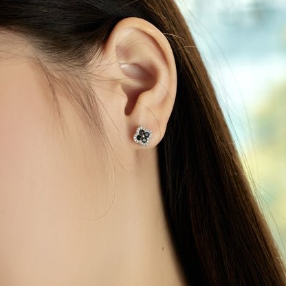 [Everoly JW]Four-Leaf Clover Flower Shaped Earrings