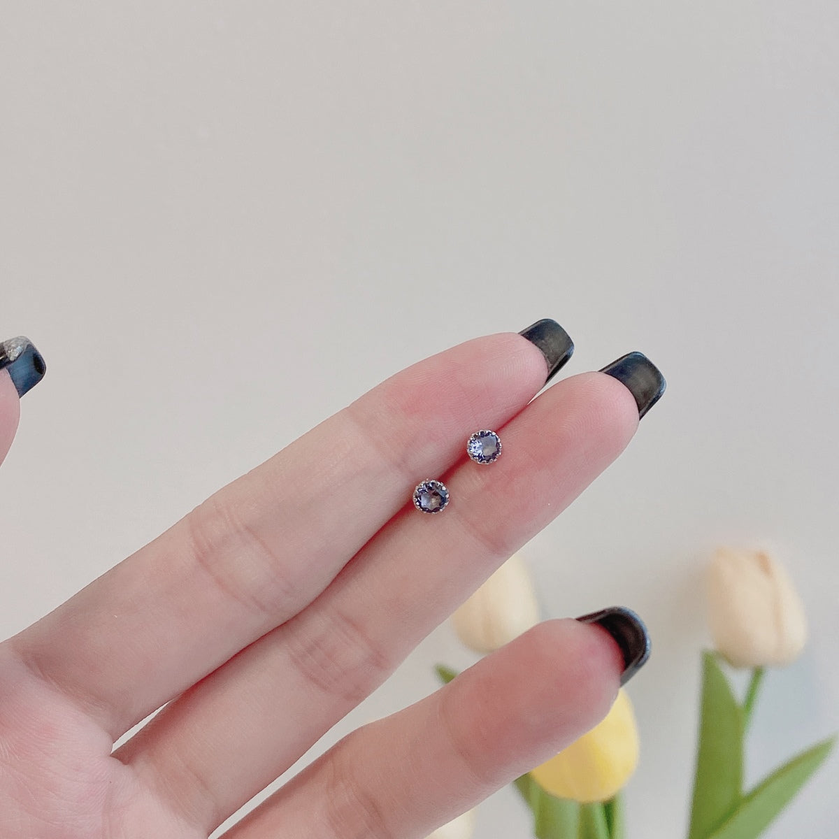 [Everoly JW]Sparkling Colorful Round Shape Earrings