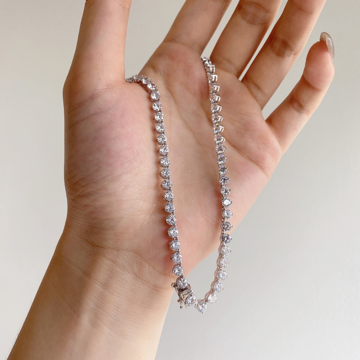 [Everoly JW]Ornate Heart Cut Tennis Necklace