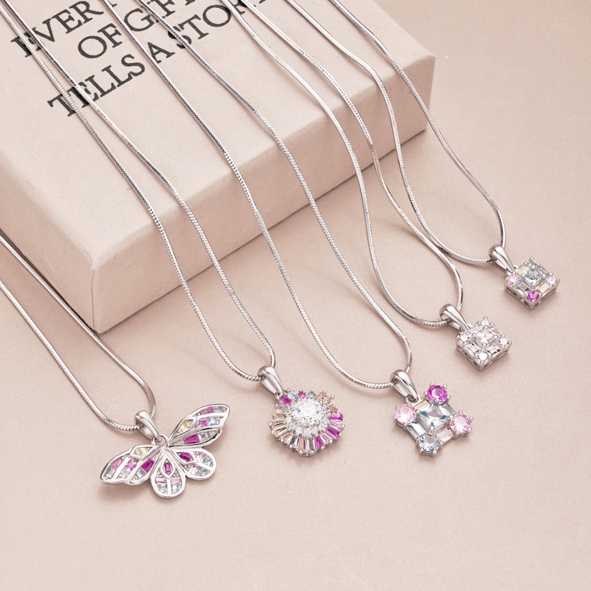 [Everoly JW]Charming Flower Colorful Necklace