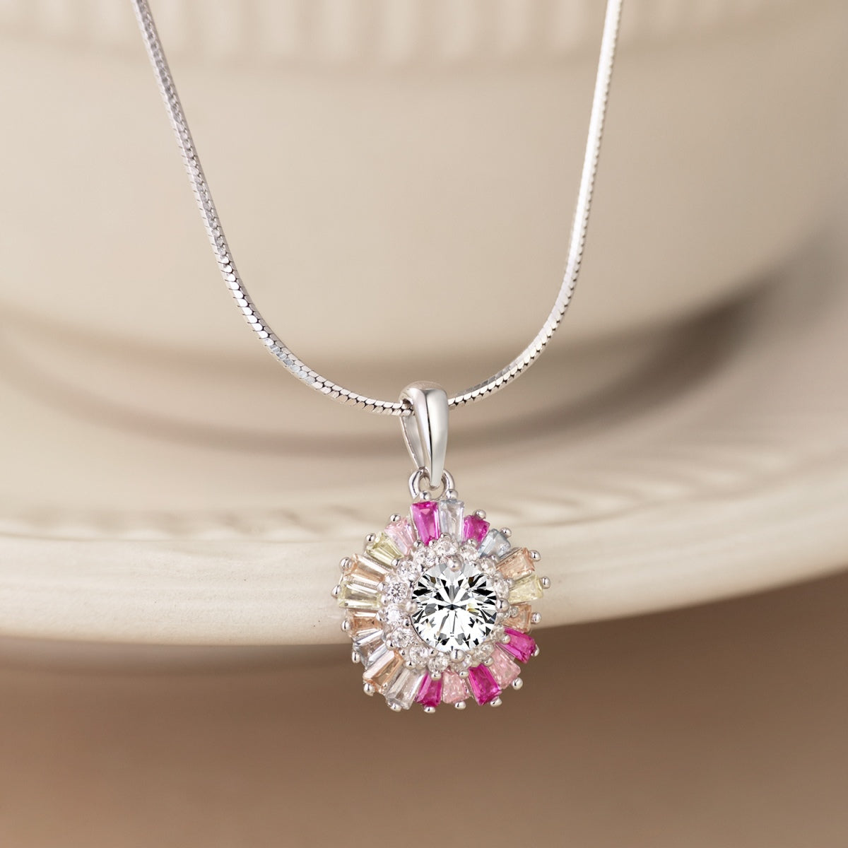 [Everoly JW]Charming Flower Colorful Necklace