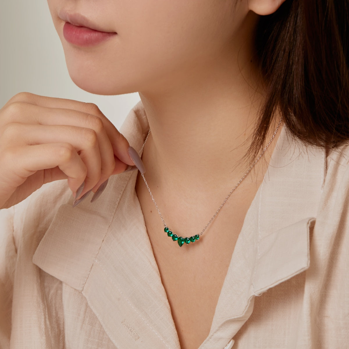 [Everoly JW]Dainty Colorful Heart Necklace
