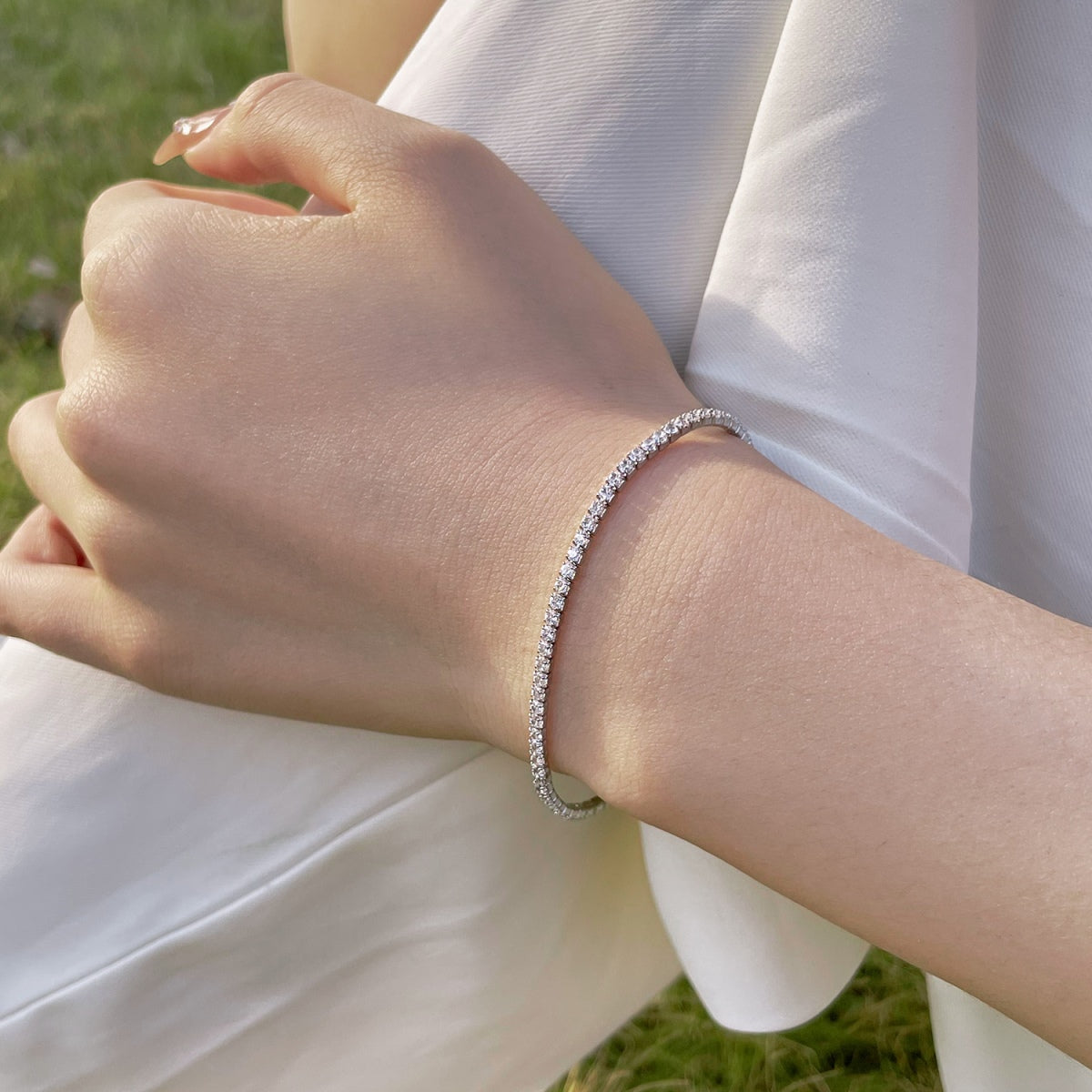 [Everoly JW]Radiant Colorful Round Cut Party Bracelet