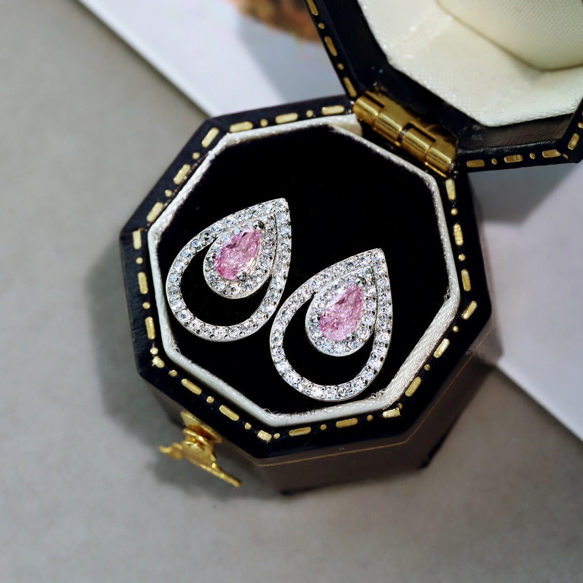 [Everoly JW]Sparkling Delicate Water Drop Shape Daily Earrings