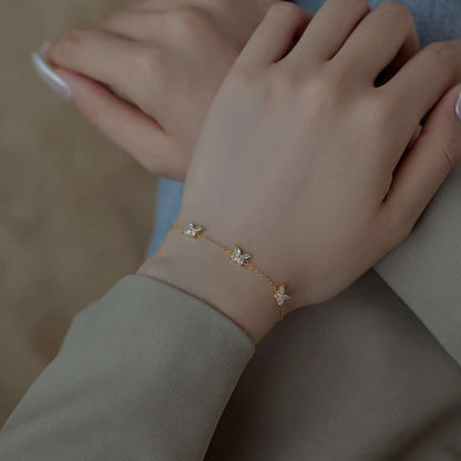 [Everoly JW]Radiant Butterfly Shape Necklace