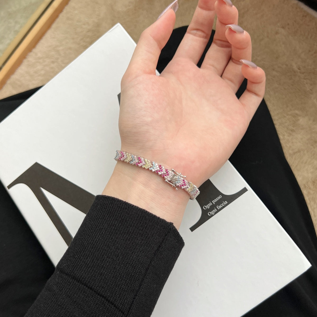 [Everoly JW]Ornate Sparkling Round Cut Party Bracelet