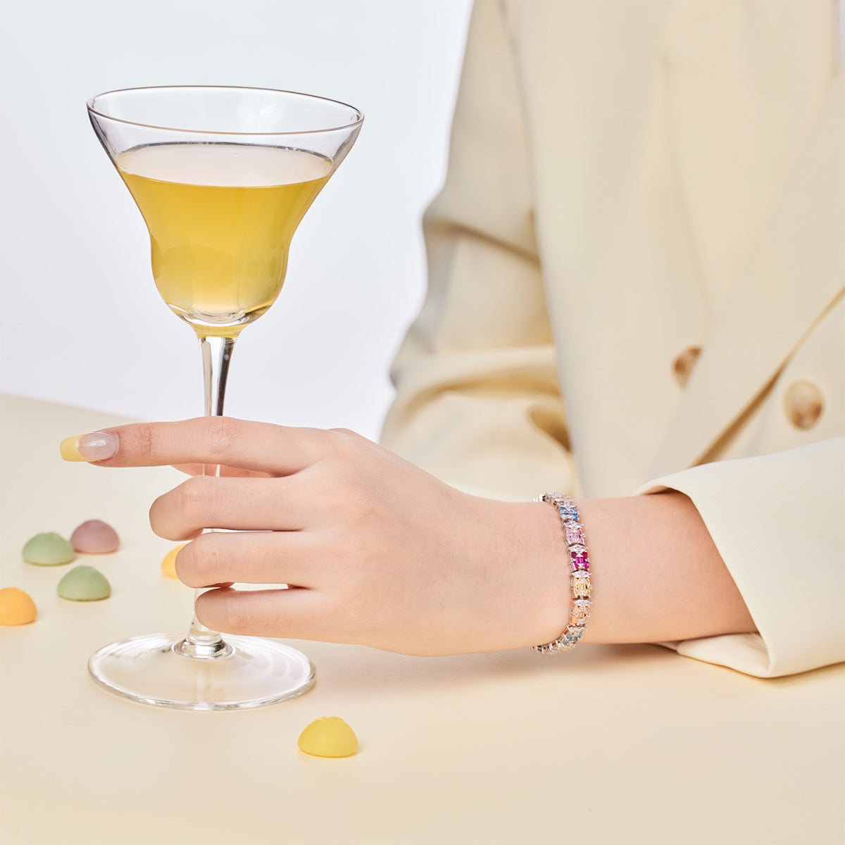 [Everoly JW]Delicate Colorful Multi Cut Party Bracelet