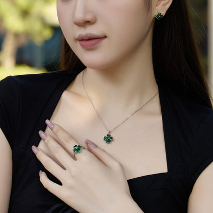 [Everoly JW]Heart-Shaped Four-Leaf Clover Bead Necklace
