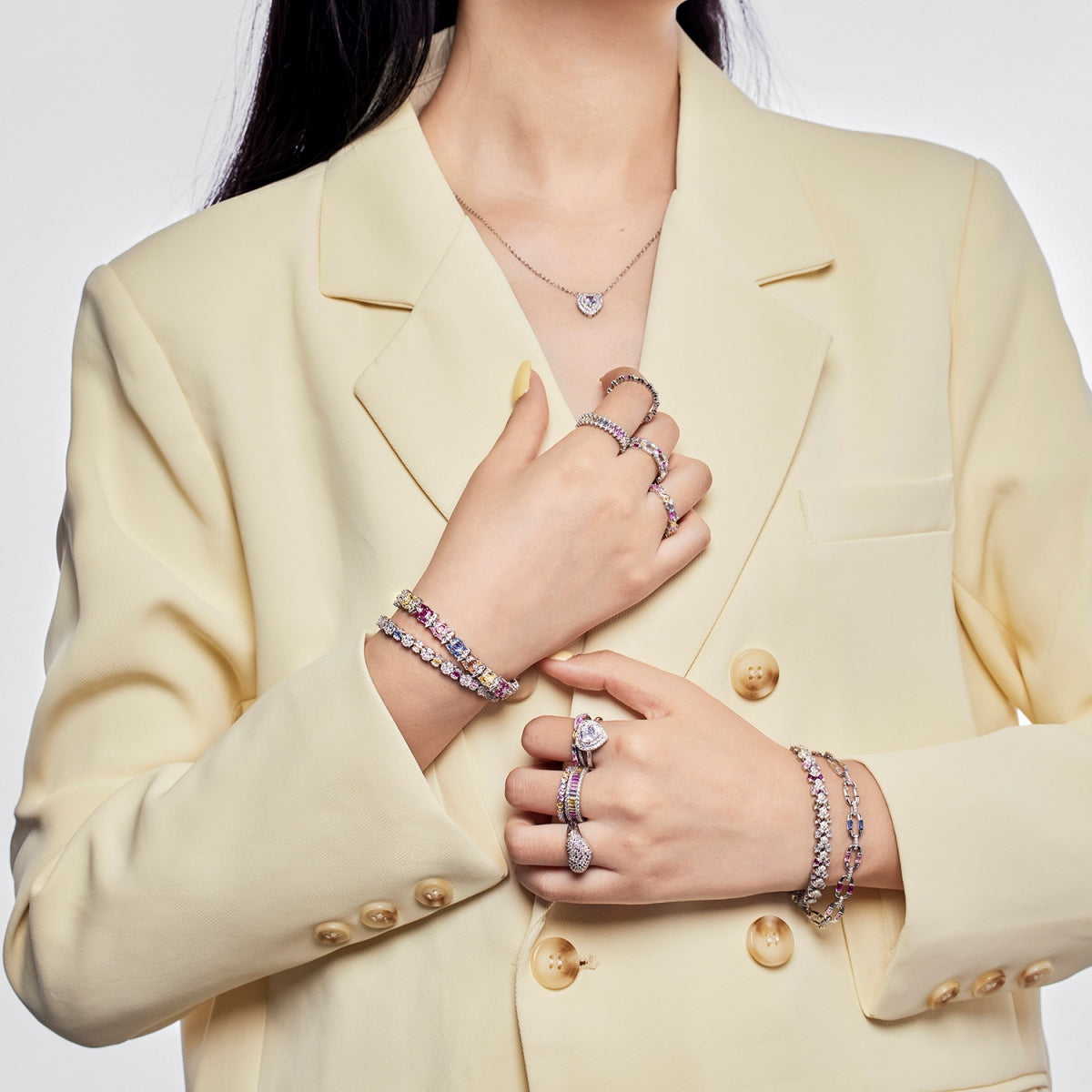 [Everoly JW]Splashy Ornate Emerald Cut Cocktail Ring