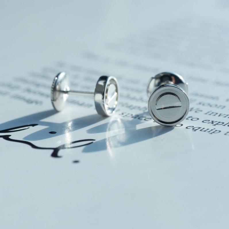 [Everoly JW]LOVE EARRINGS SILVER 10MM