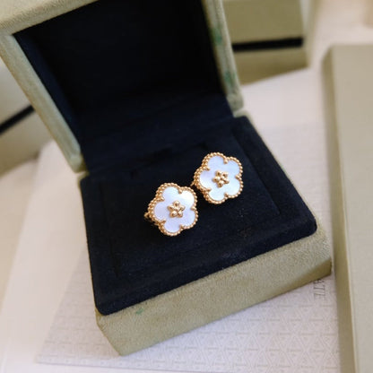 [Everoly JW]LUCKY PINK GOLD WHITE MOP EARRINGS