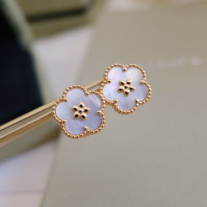 [Everoly JW]LUCKY PINK GOLD WHITE MOP EARRINGS
