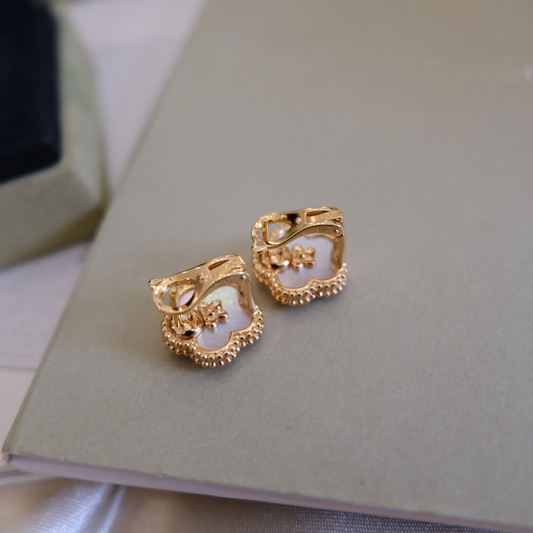 [Everoly JW]LUCKY PINK GOLD WHITE MOP EARRINGS
