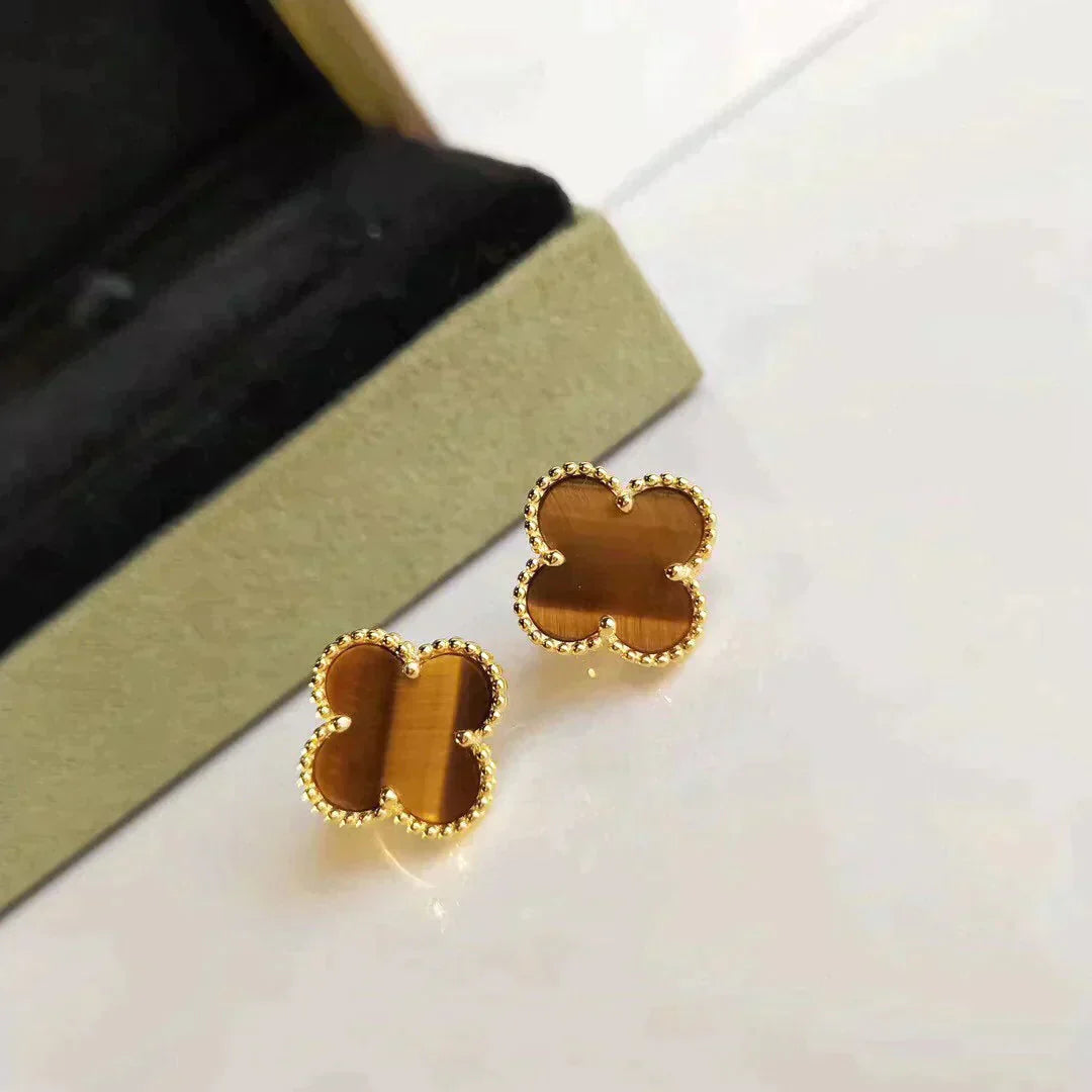[Everoly JW]CLOVER MEDIUM 1 MOTIFS TIGER EYE EARRINGS