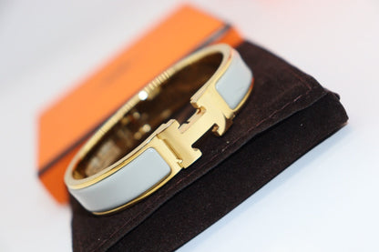 [Everoly JW]H LIGHT BLUE BRACELET