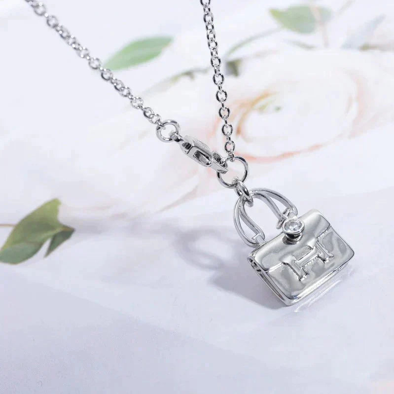 [Everoly JW]AMULETTE PEDANT SILVER NECKLACE