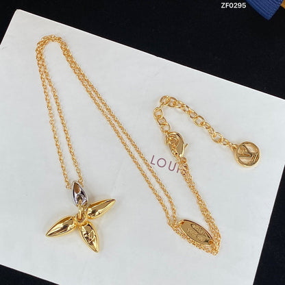 [Everoly JW]LOUISETTE PEDANT GOLD NECKLACE