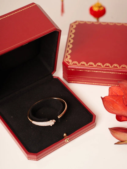 [Everoly JW]PANTHERE ROSE GOLD DIAMOND OPEN BRACELET