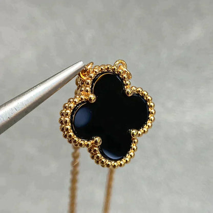 [Everoly JW]CLOVER 15MM BLACK ONYX SINGLE FLOWER NECKLACE