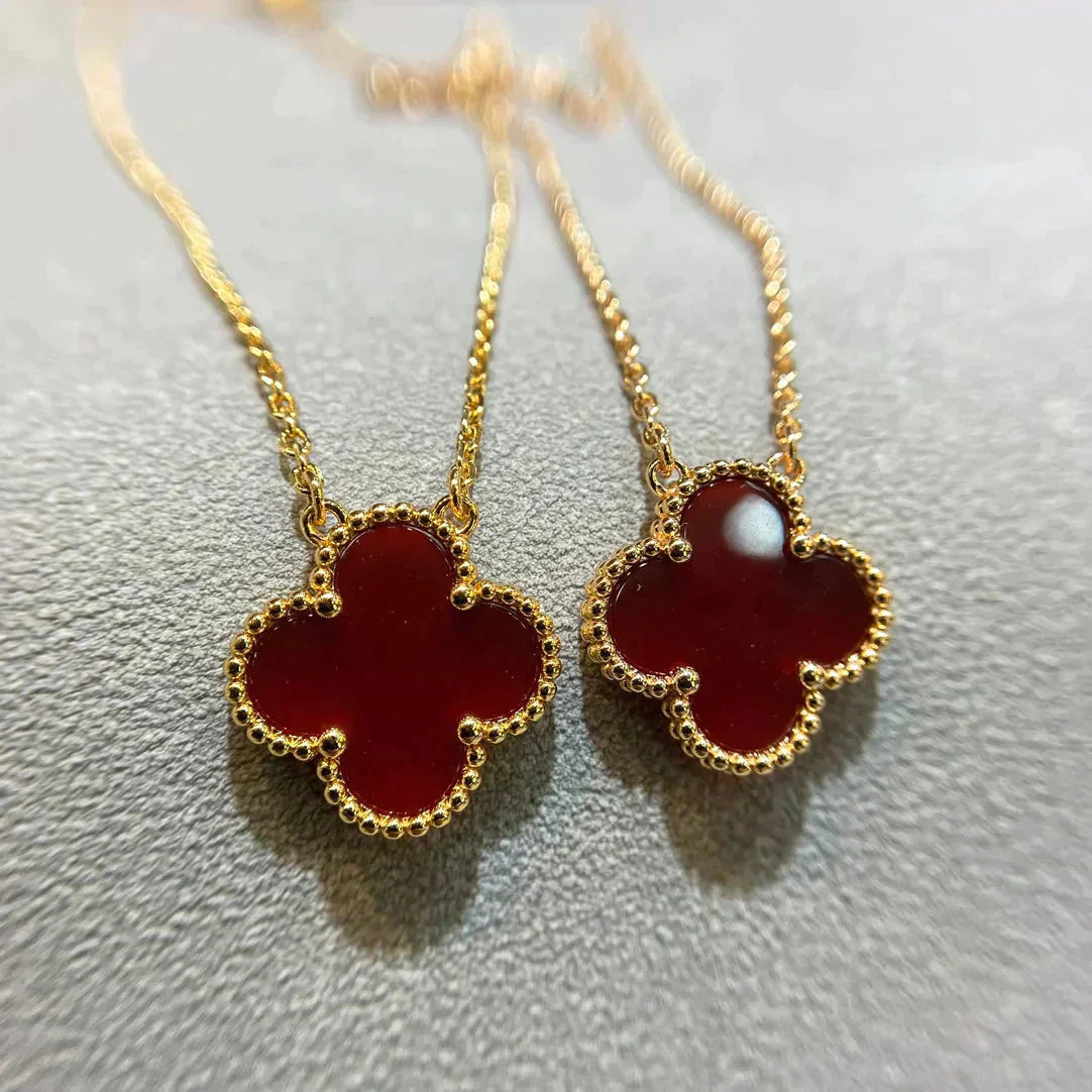 [Everoly JW]CLOVER 15MM CARNELIAN SINGLE FLOWER NECKLACE