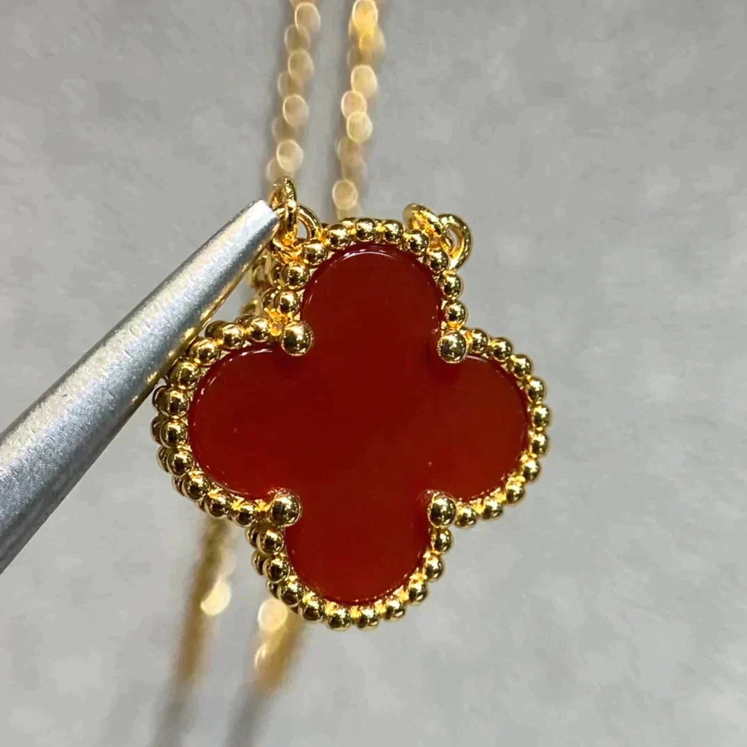 [Everoly JW]CLOVER 15MM CARNELIAN SINGLE FLOWER NECKLACE