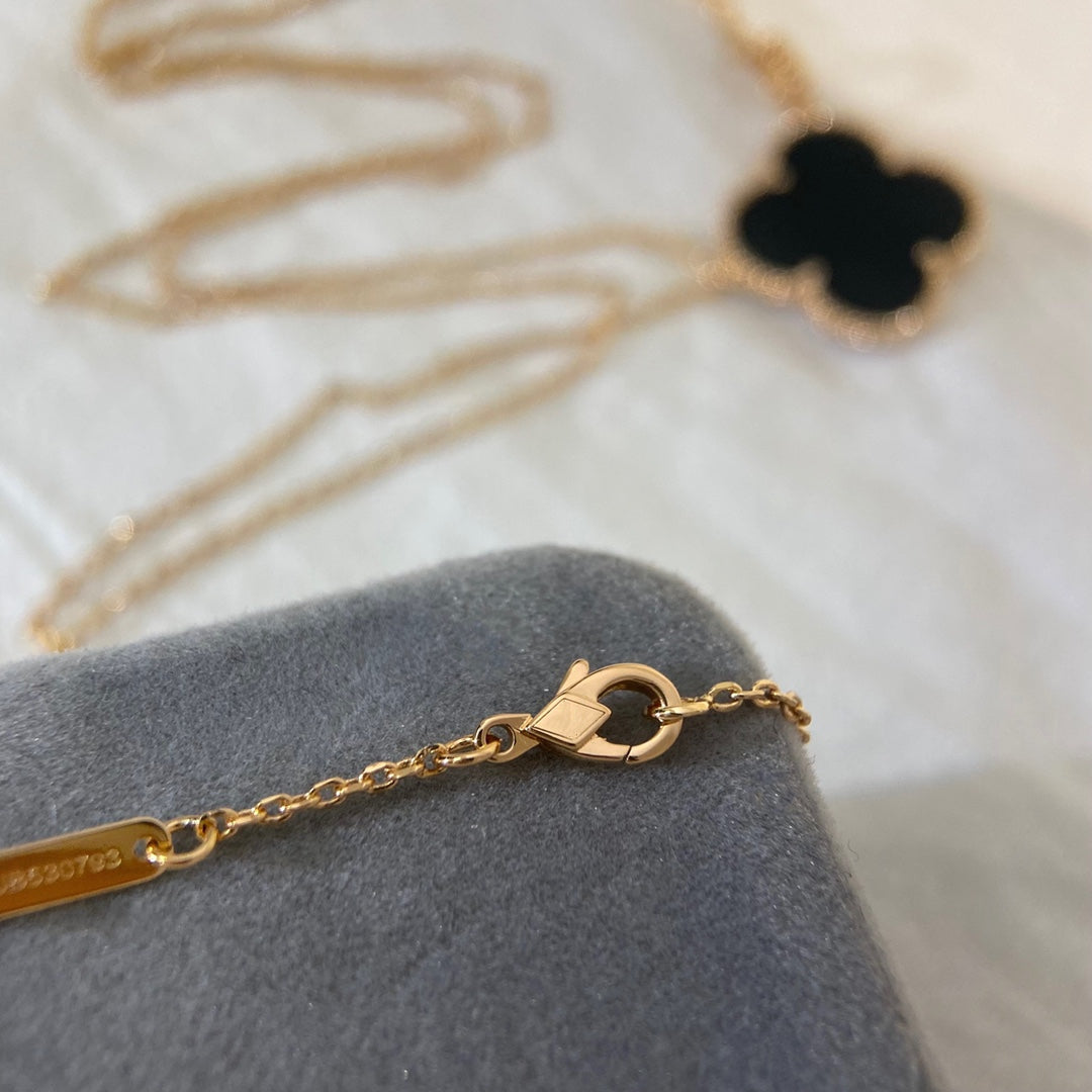 [Everoly JW]CLOVER 25MM NECKLACE GOLD ONYX