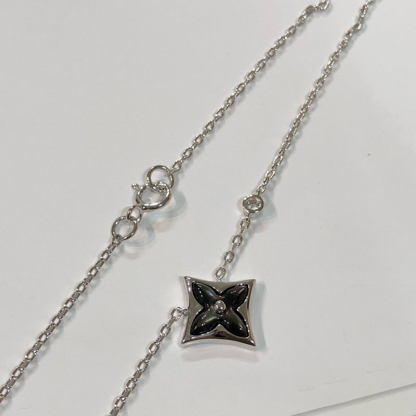 [Everoly JW]STAR BLACK MOP NECKLACE