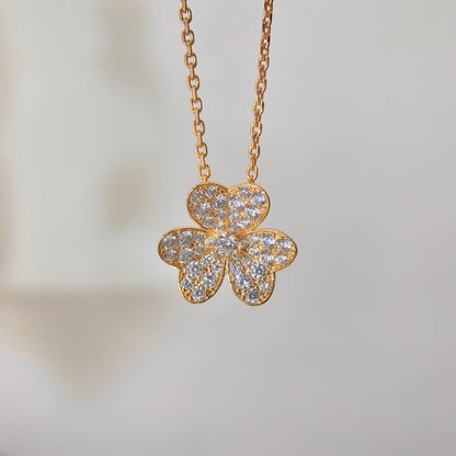 [Everoly JW]FLOWER DIAMOND NECKLACE