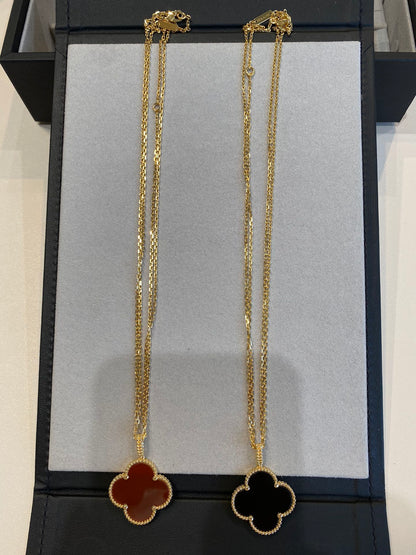 [Everoly JW]CLOVER 25MM NECKLACE GOLD CARNELIAN