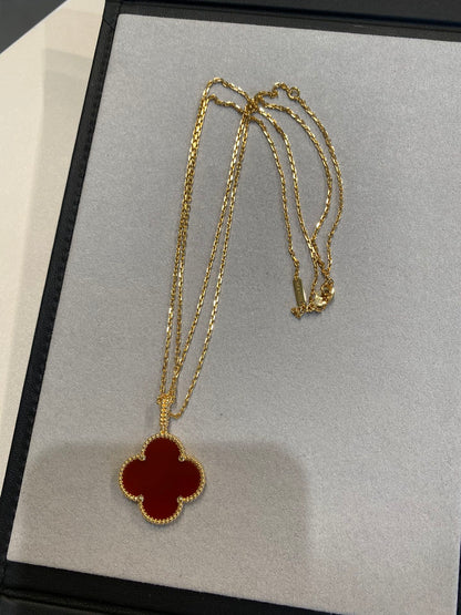 [Everoly JW]CLOVER 25MM NECKLACE GOLD CARNELIAN