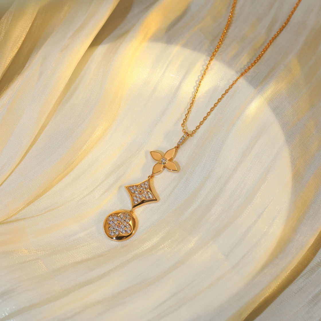 [Everoly JW]STAR AND SUN DIAMOND PINK GOLD NECKLACE