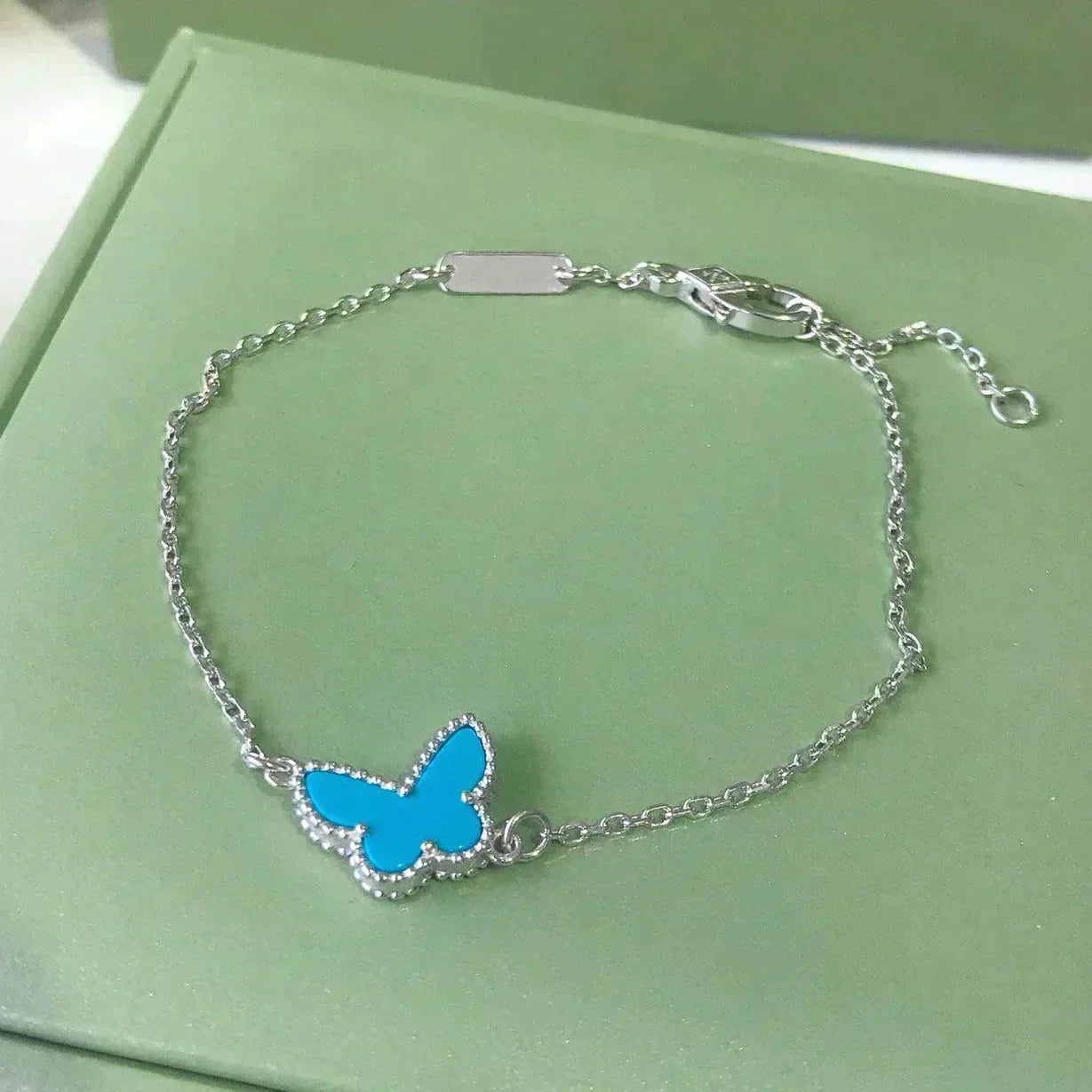 [Everoly JW]BUTTERFLY TURQUOISE BUTTERFLY BRACELET SILVER