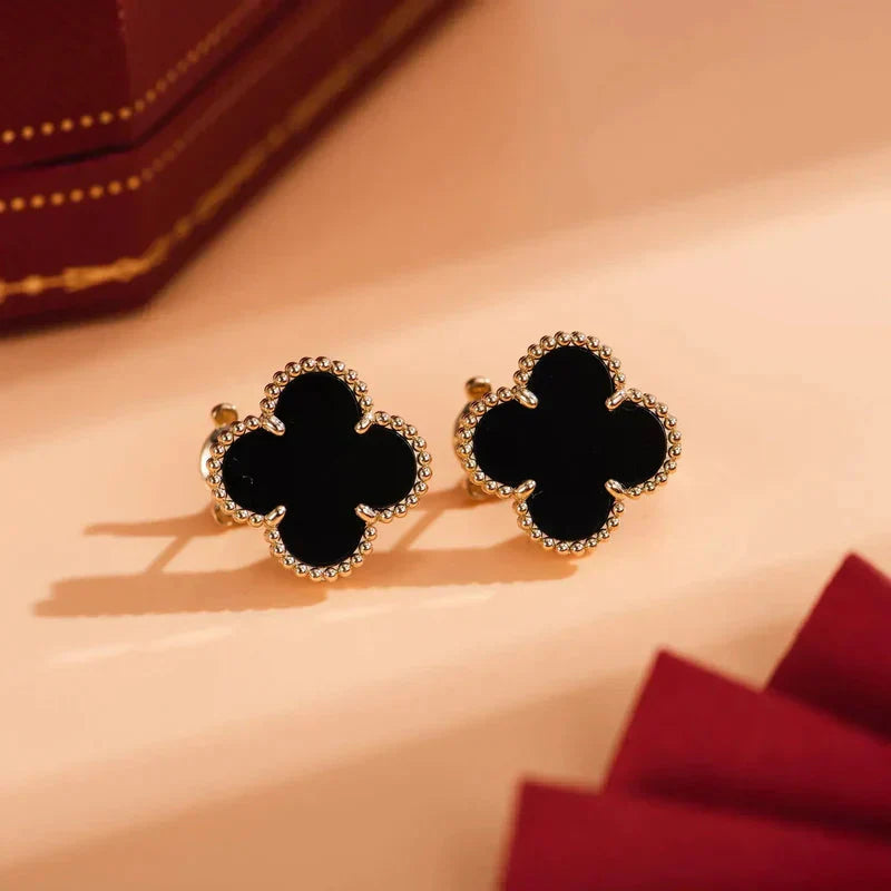 [Everoly JW]CLOVER MEDIUM 1 MOTIFS  ONYX STUD EARRINGS