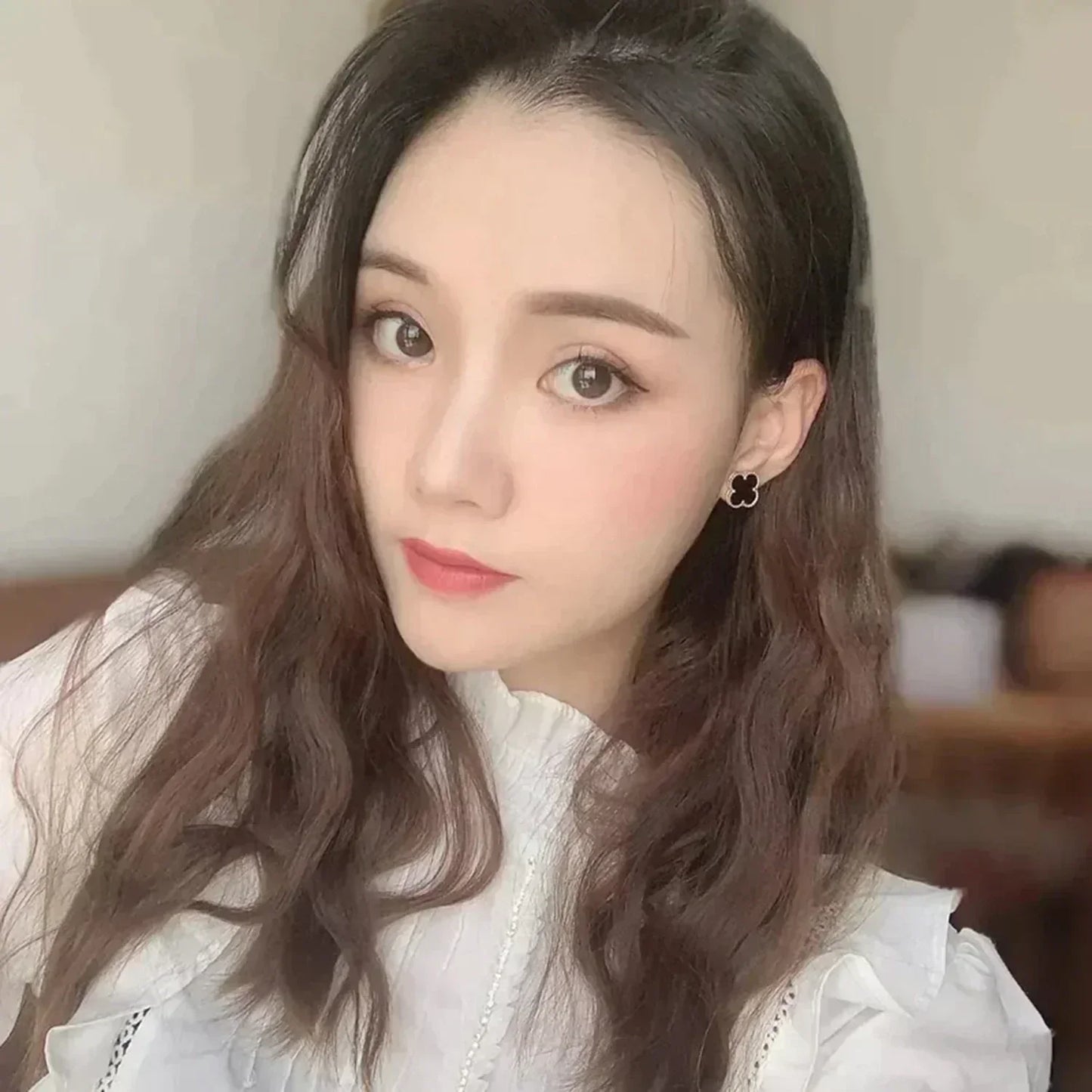 [Everoly JW]CLOVER MEDIUM 1 MOTIFS  ONYX STUD EARRINGS